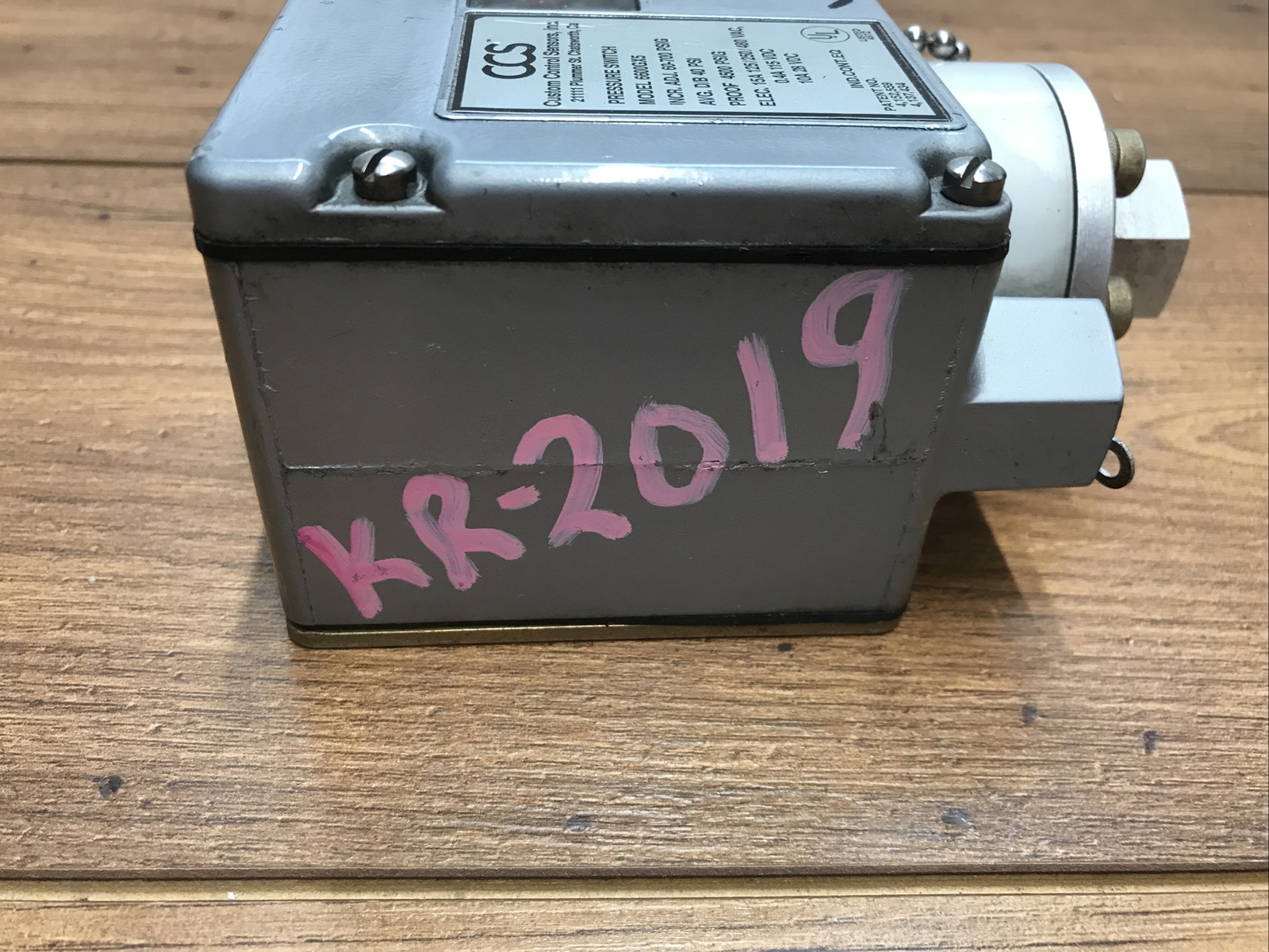 (1) USED – CCS 6600GX5 DUAL SNAP PRESSURE SWITCH – Free Shipping