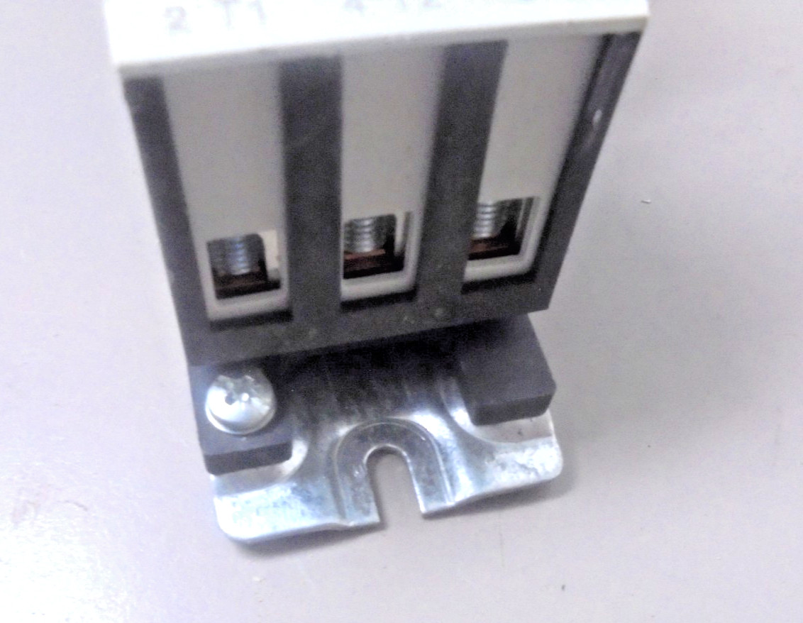 Eaton AN19BN0 Motor Control Starter / C440 Relay / C320KGTW Auxillary Contact