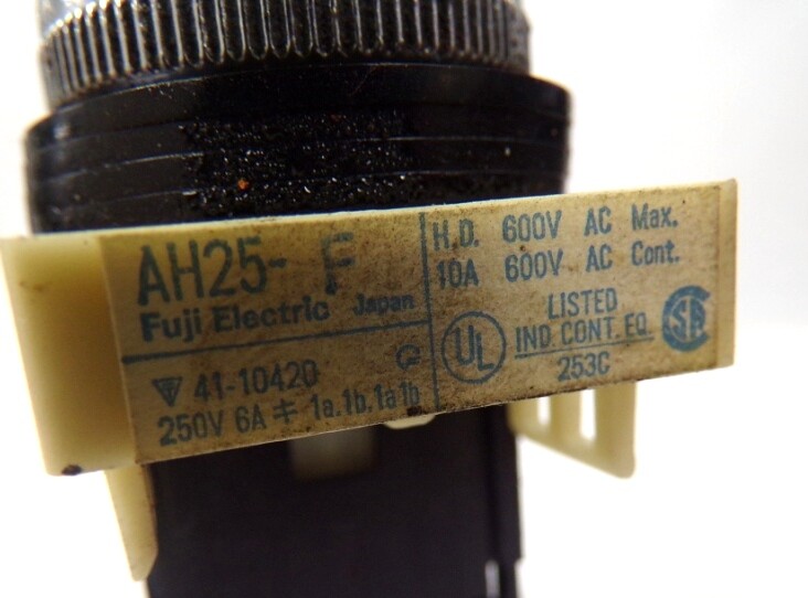 FUJI ELECTRIC PUSH BUTTON, AH25-F, 6 A, 250 V, GREEN, 10 A-600 V AC