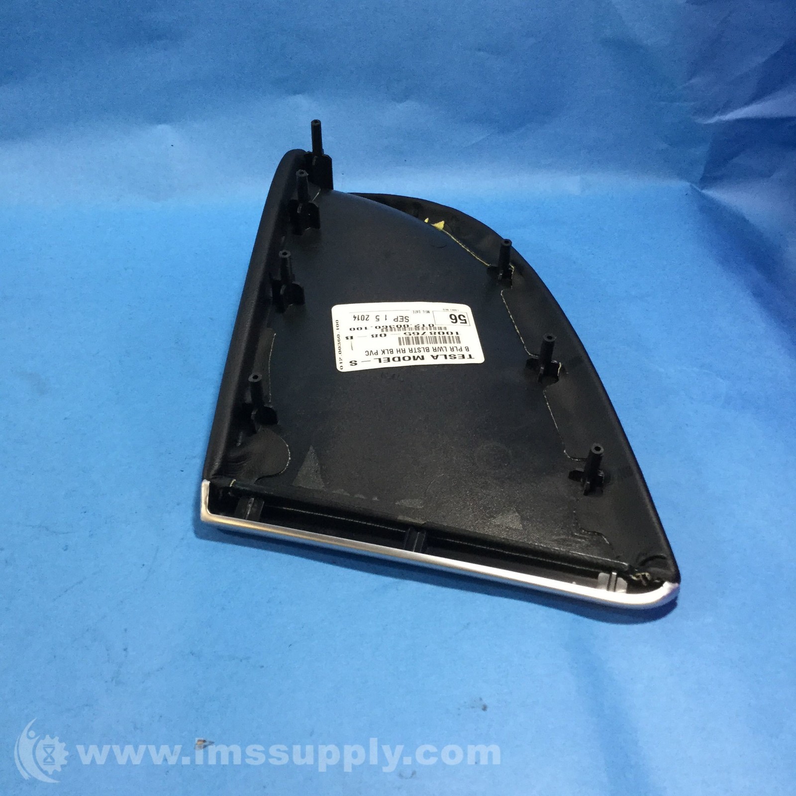 Tesla 1008765-08-B B Pillar Trim FNIP