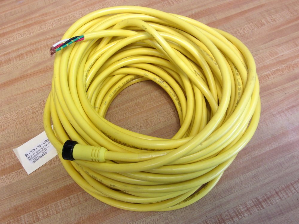 Molex Woodhead 104000A01M305 MC 4P FP 30.5M 16/5 PVC Cable