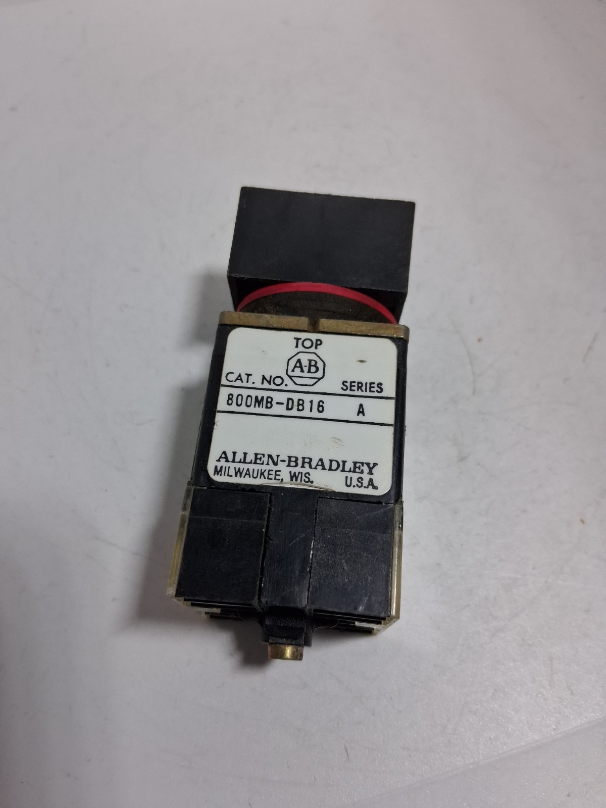 ALLEN BRADLEY 800MB-DB16B PUSHBUTTON DUAL RED/GREEN 2NO/2NC NON-ILL SE A