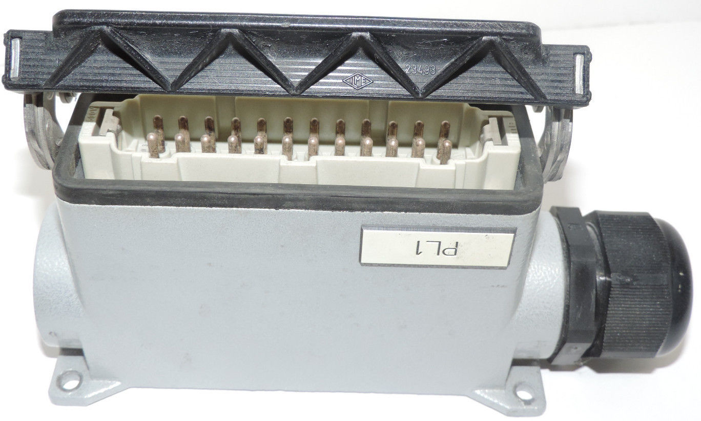 ILME 23493 SIDE ENTRY CONNECTOR HOOD WITH ILME 16A-500V MALE CONNECTOR