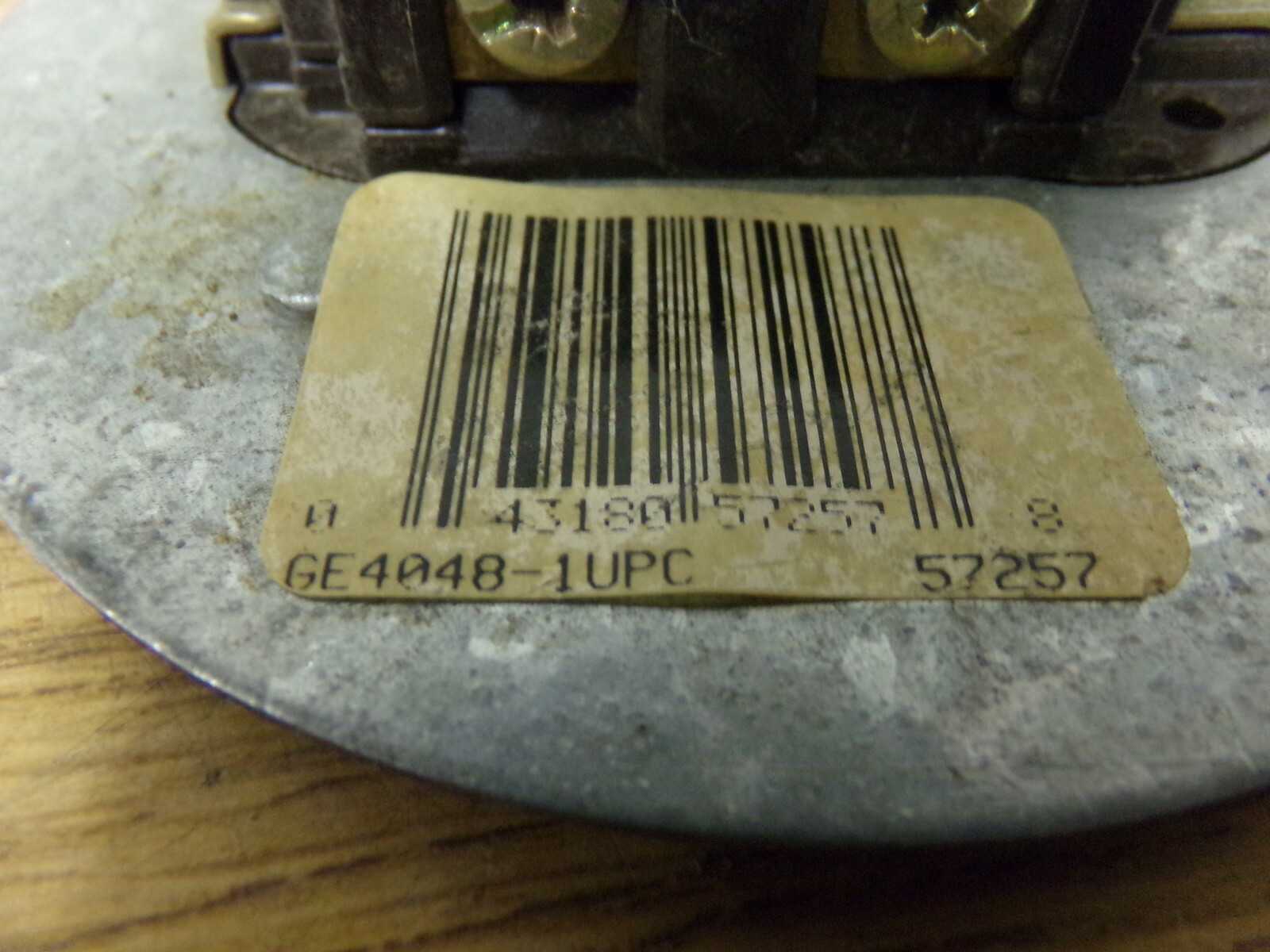 GE 15-125V GE4048-1UPC 57257 Brown Plug w/ Plate Lot of 2 *FREE SHIPPING*