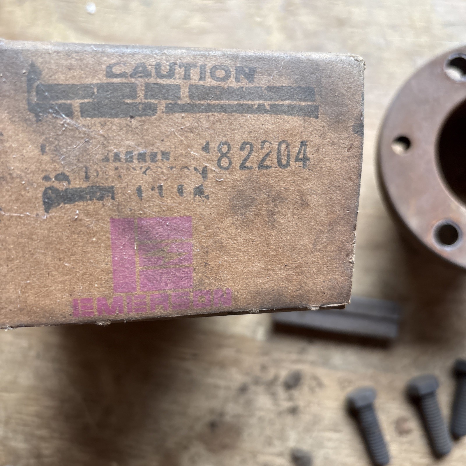 SEALED NEW BROWNING Q1 2 7/16 SPLIT TAPER BUSHING 2-7/16″ BORE