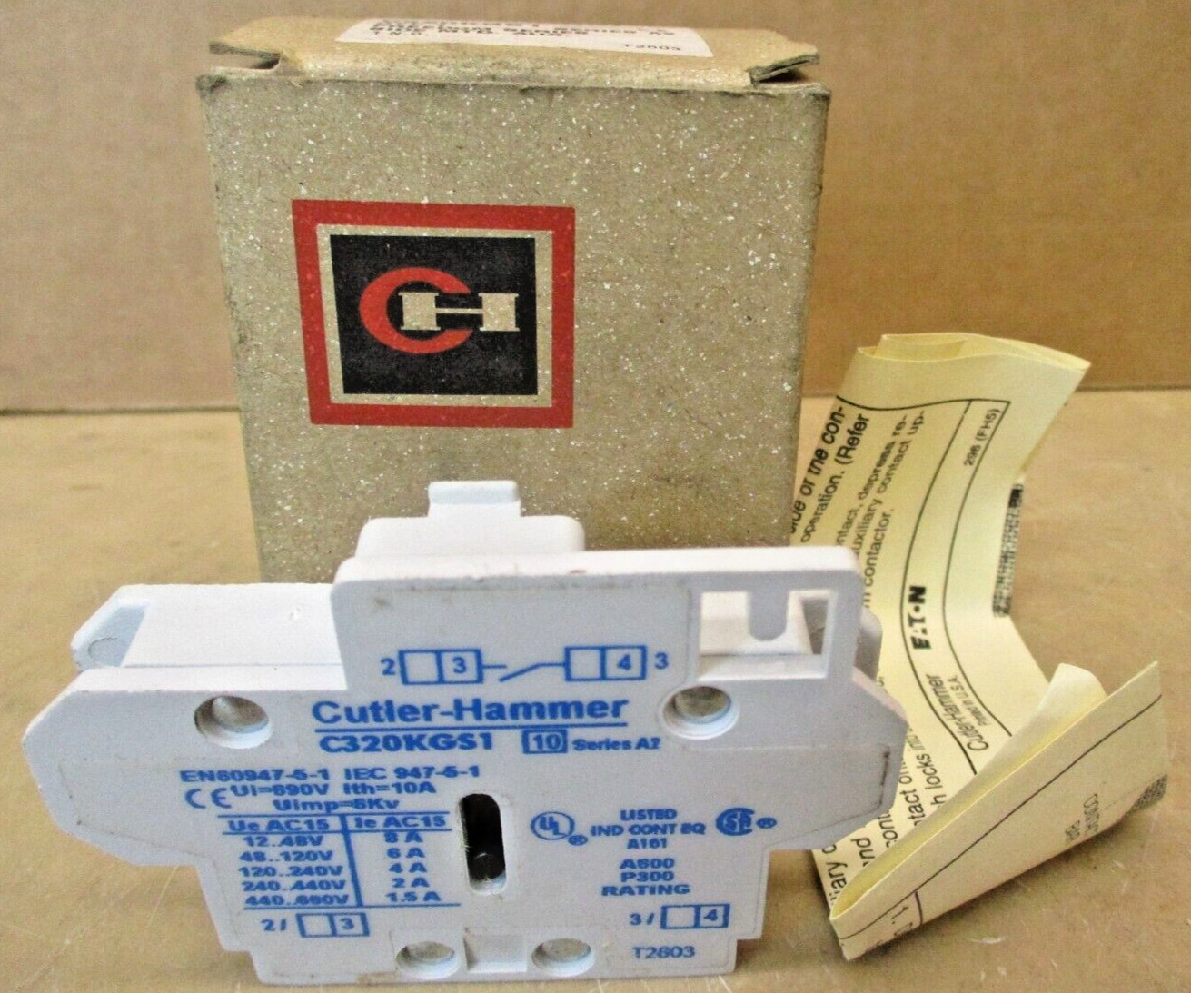 Cutler-Hammer C320KGS1 Freedom Series Side Mtd. Aux. Series A2 46853LR