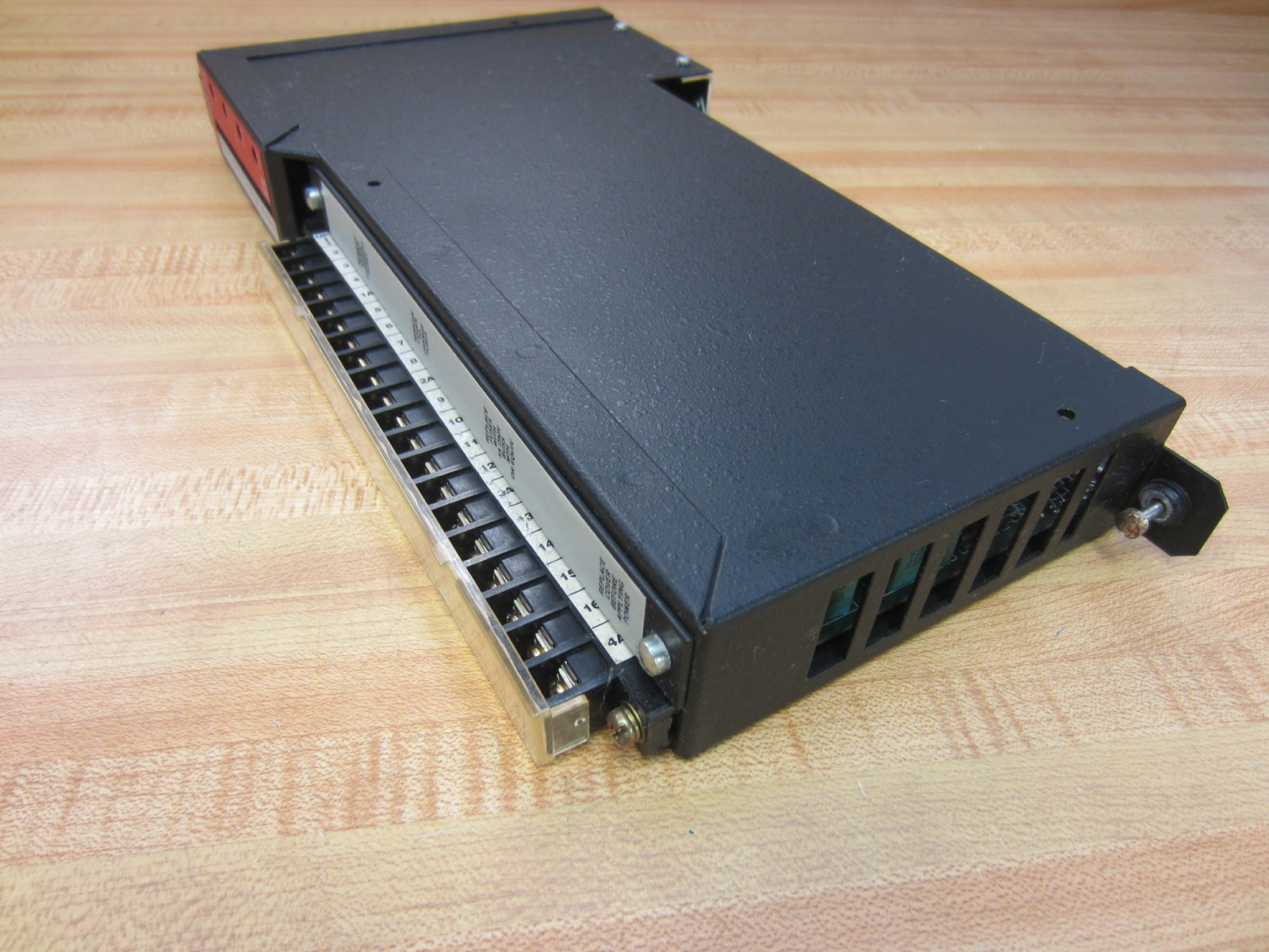 Square D 8030 ROM-221 Output Module 8030ROM221 Series F2