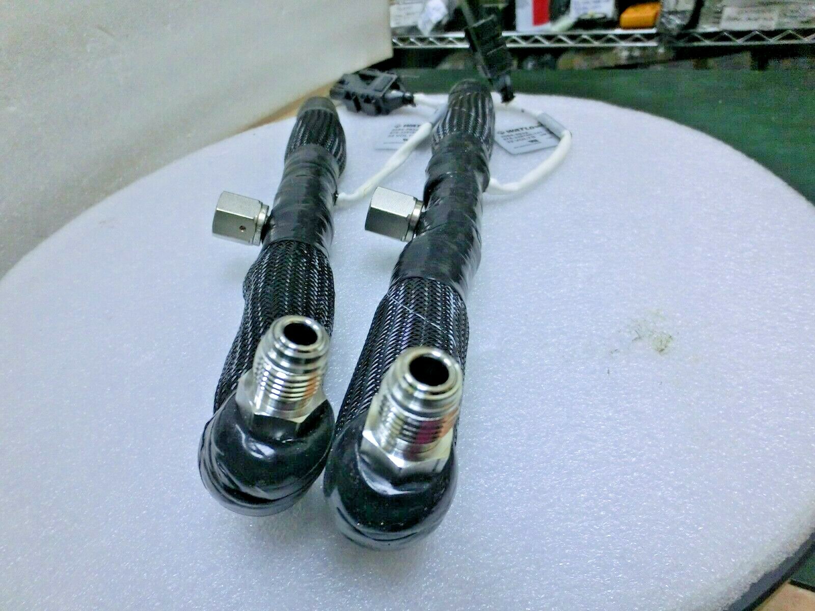 2x LAM Research 678-338160-101 32Volts 39Watts heater Assy,Watlow 2084-5932&7820