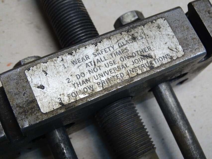 J&J Tool Co U-Joint Puller, Universal Joint Missing Cables, Kit 2000