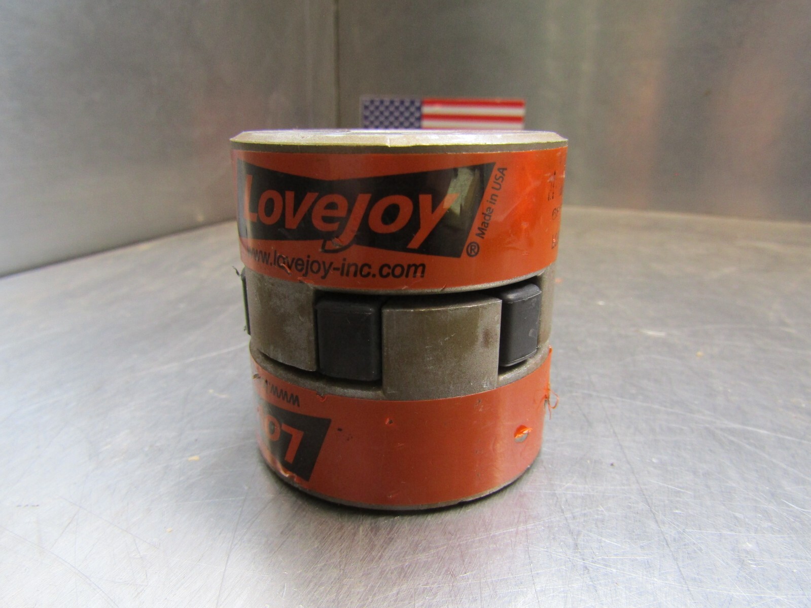 Lovejoy L-090 .625″ Hub 68514410771 Lot of 2 w/ Insert!