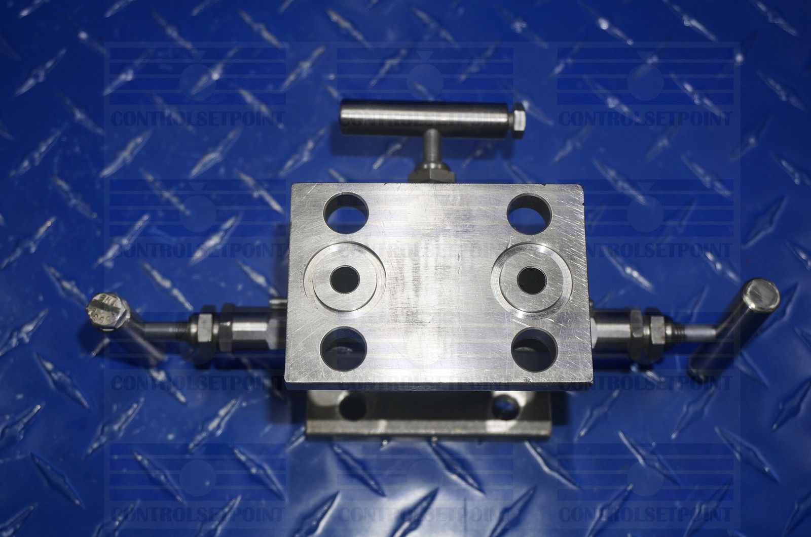 ANDERSON GREENWOOD MANIFOLD M4AVIS 3 VALVE MANIFOLD NSP