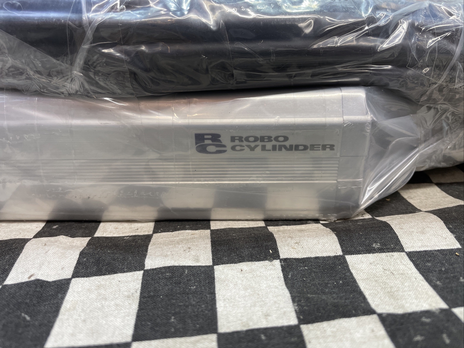 ROBO CYLINDER ELECTRIC ACTUATOR RCA-SA6R-WA-30-6-150-A5-X15-B-MR, CB-ASP2-MPA150