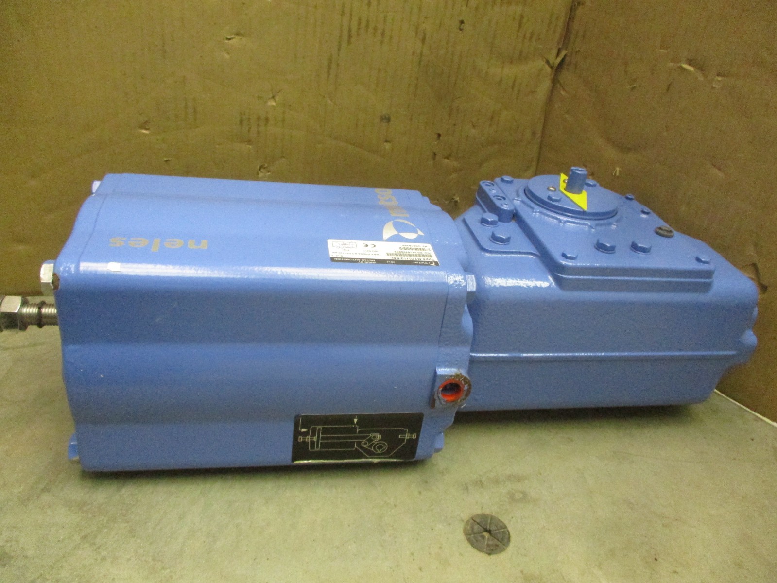 New Open Box Metso B1CU13/55L Pneumatic Actuator 9.5 Bar 120 PSI 52869PRX