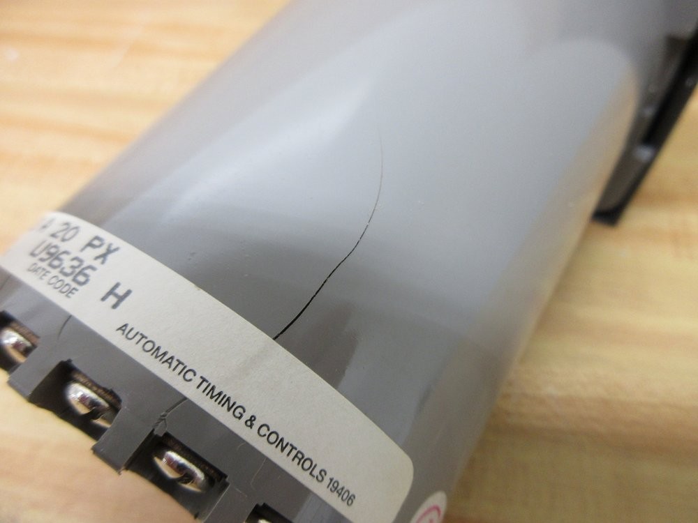 ATC 305E-023-A-2-0-PX Electromechanical Timer 305E023A20PX Cracked Housing