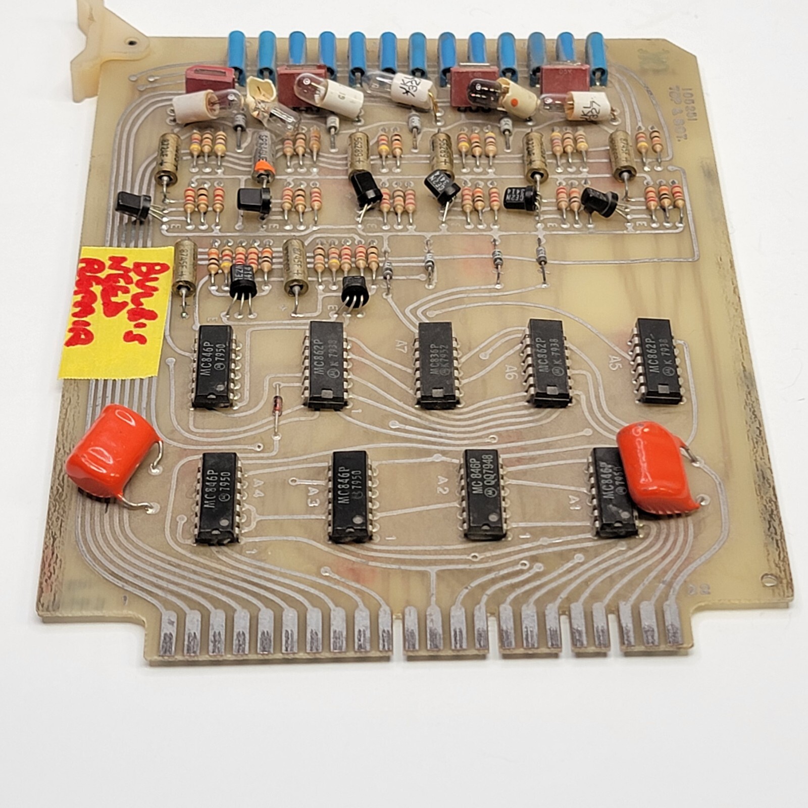 AS-IS BAD BULBS – DOVER ELEVATOR 105251 TOP & BOTTOM BOT. CIRCUIT BOARD