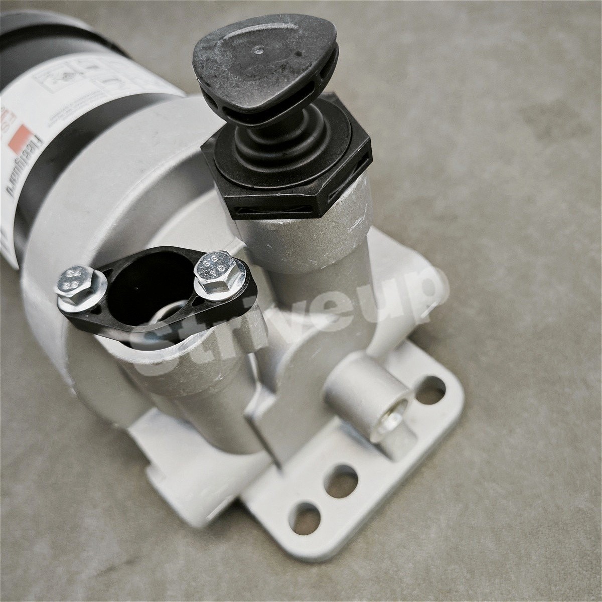 Fuel Filter Assembly with Water Separator 5319680 FS1098 5396530 For Cummins