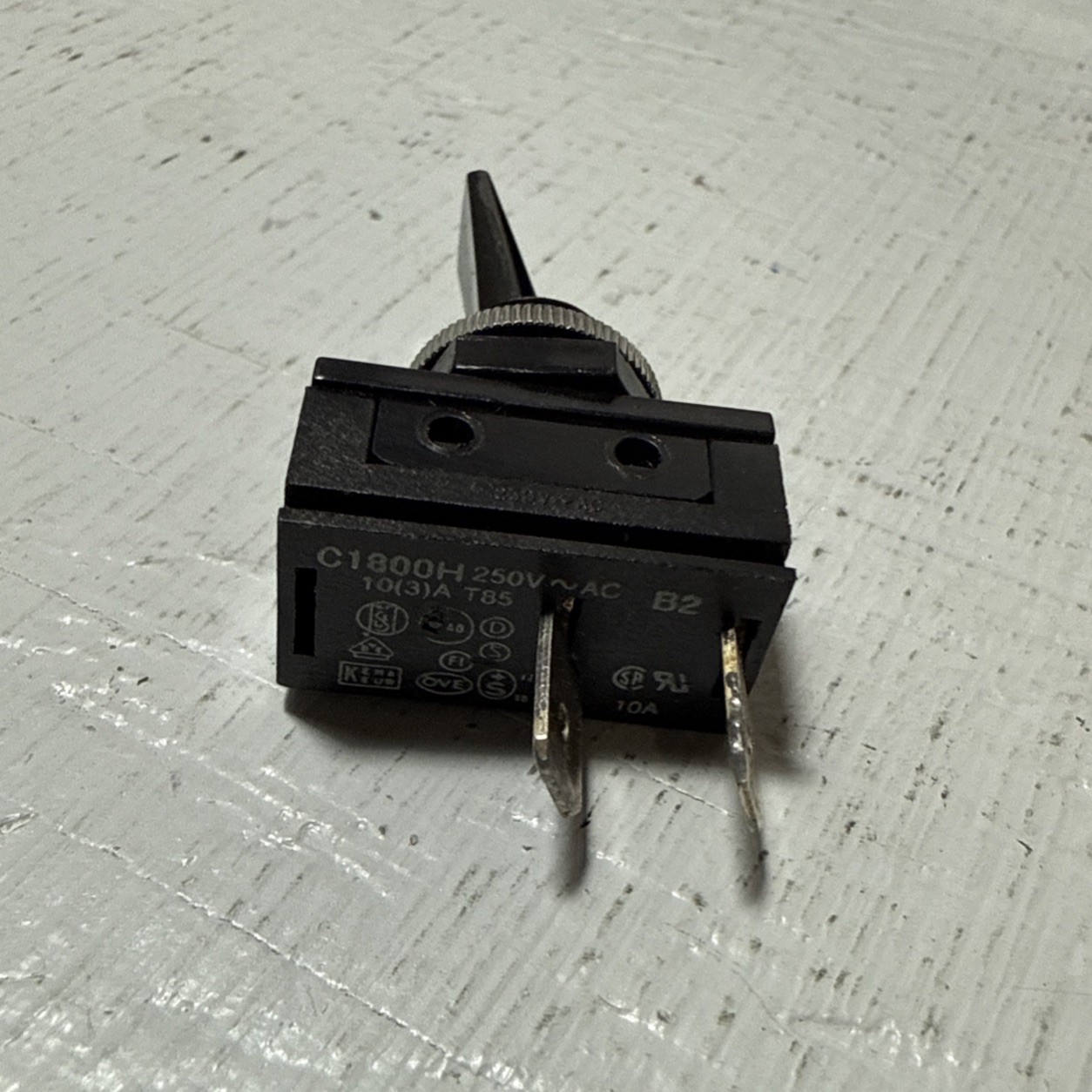 NEW Arcolectric C1800H Toggle Switch 250VAC 10A 2 Position Black *FREE SHIPPING*