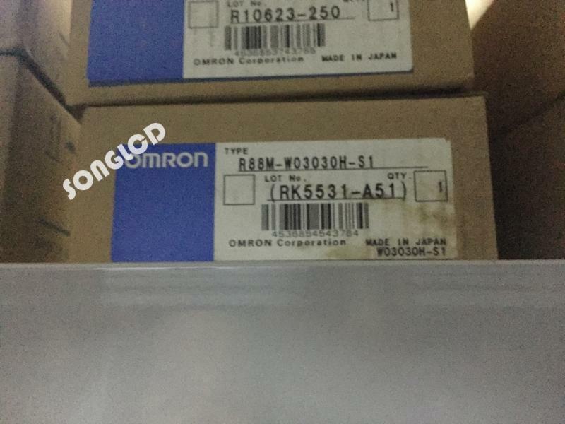 1PCS NEW R88M-W03030H-S1 via DHL or FedEx