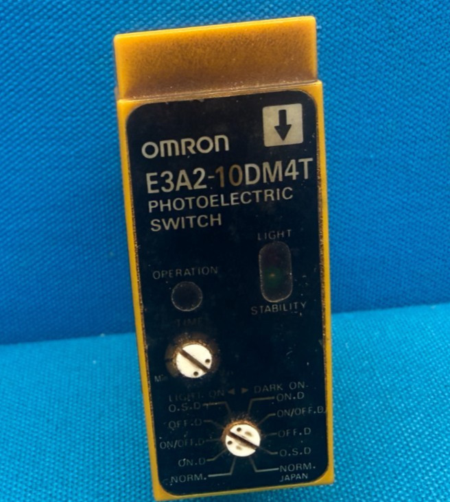 Omron E3A2-10M4T Replacement Photoelectric Switch Sensor