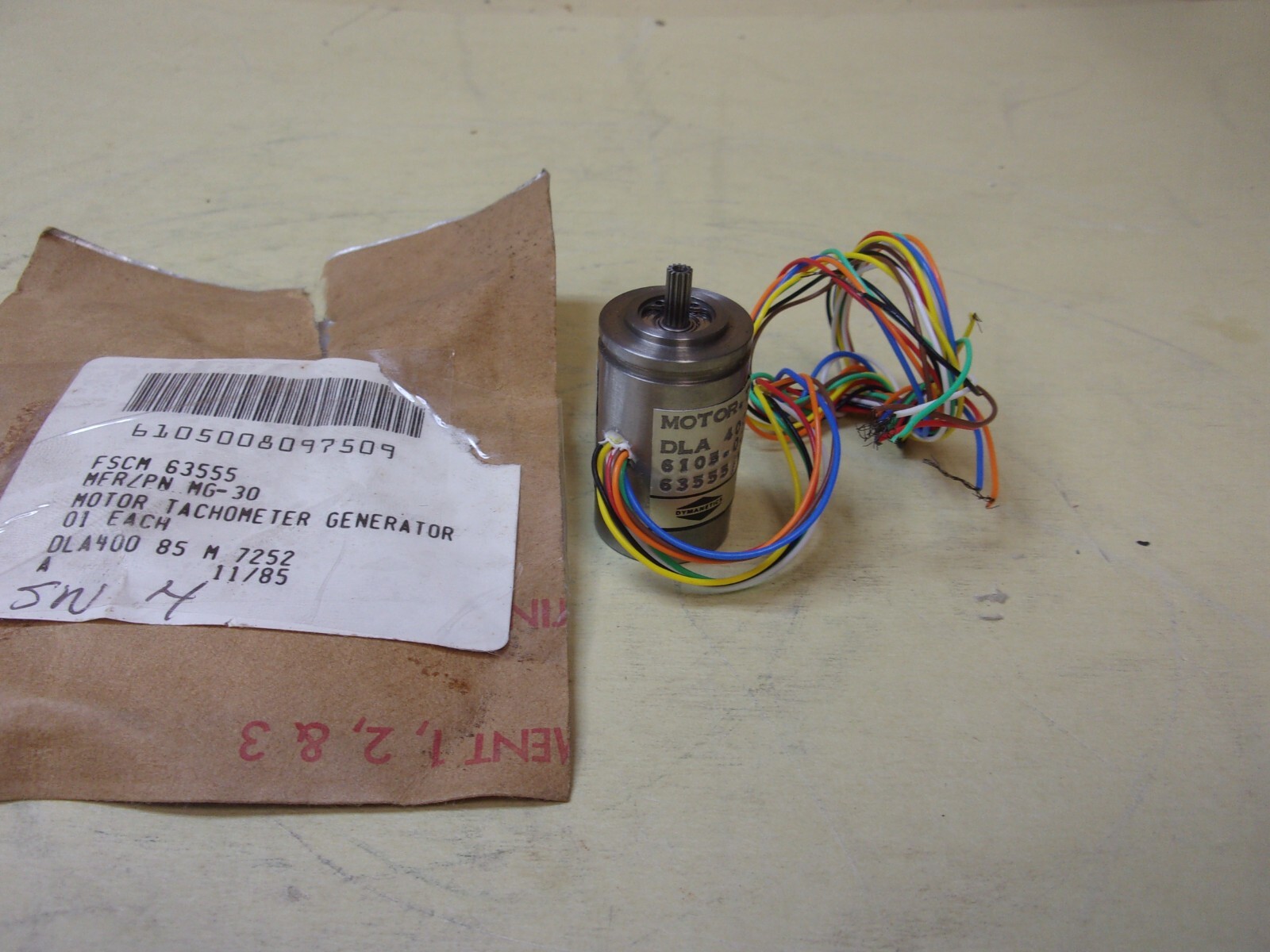 Dymanetics 6105-00-809-7509 Tachometer Generator Motor MG-30