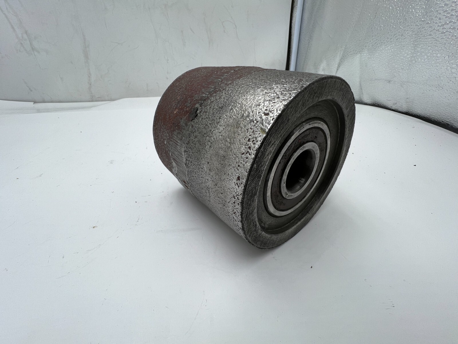 Crown 305 HK23, 6305DU Polyurethane Load Wheel Assembly
