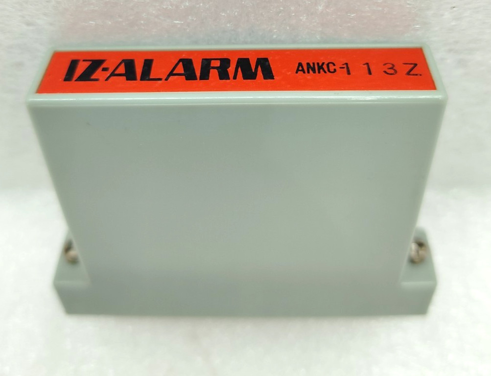 IZUMI DENKI IZ-ALARM ANKC-113Z 33X10 ANNUNCIATOR LOT OF 4 PCS USED FAST SHIPPING