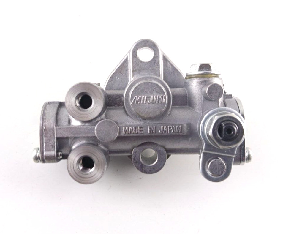 Lubricator Assy P/N: 9 & 10 For Tanabe HC-264A Compressor Parts