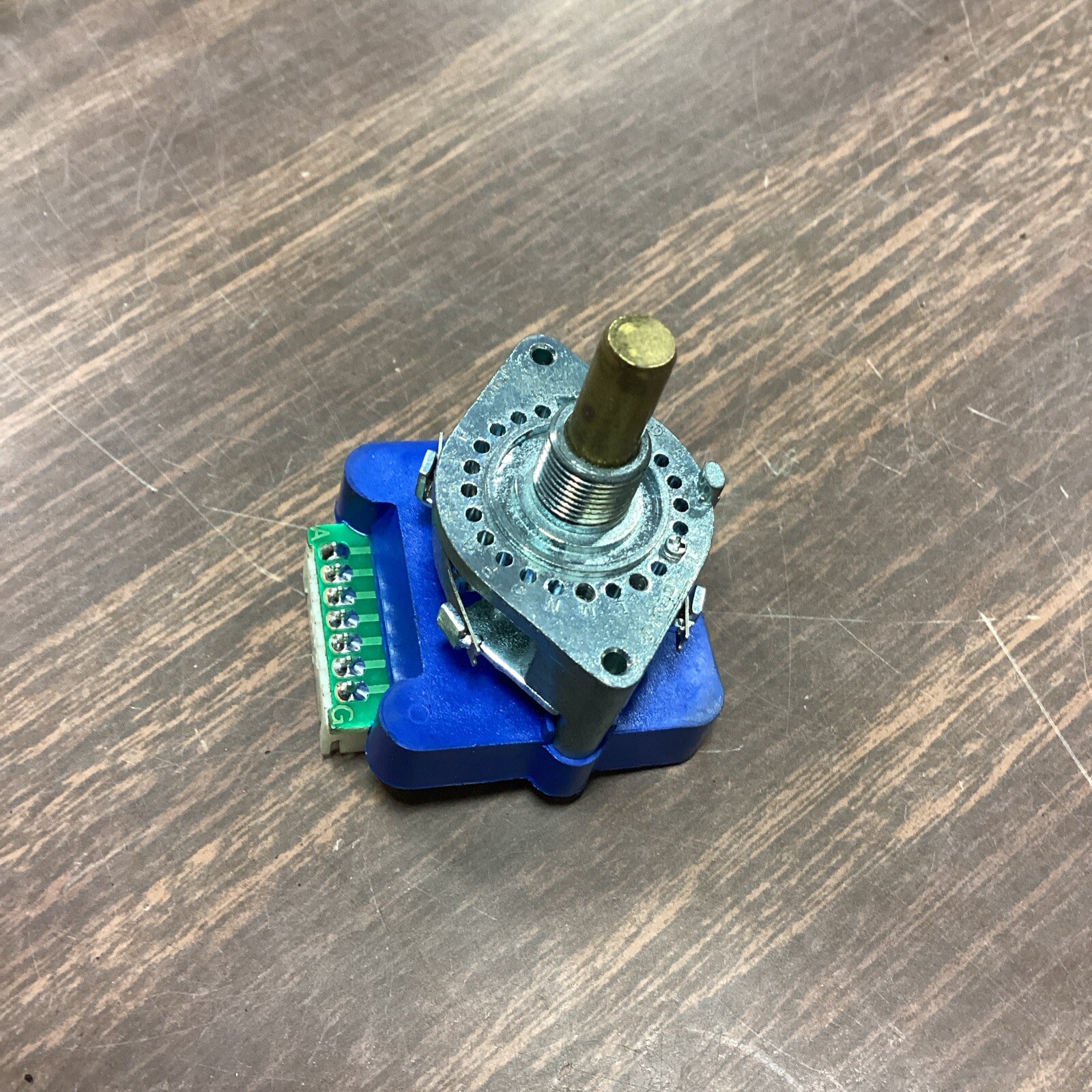 TOSOKU 02N DPN02 003N20RCB Waveband Digital Code Rotary Switch