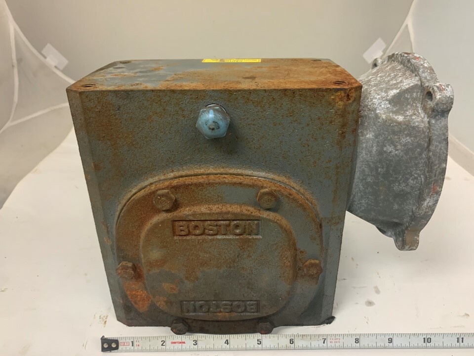Boston Gear Model: F72660B5J Ratio: 60 Input HP: 0.91