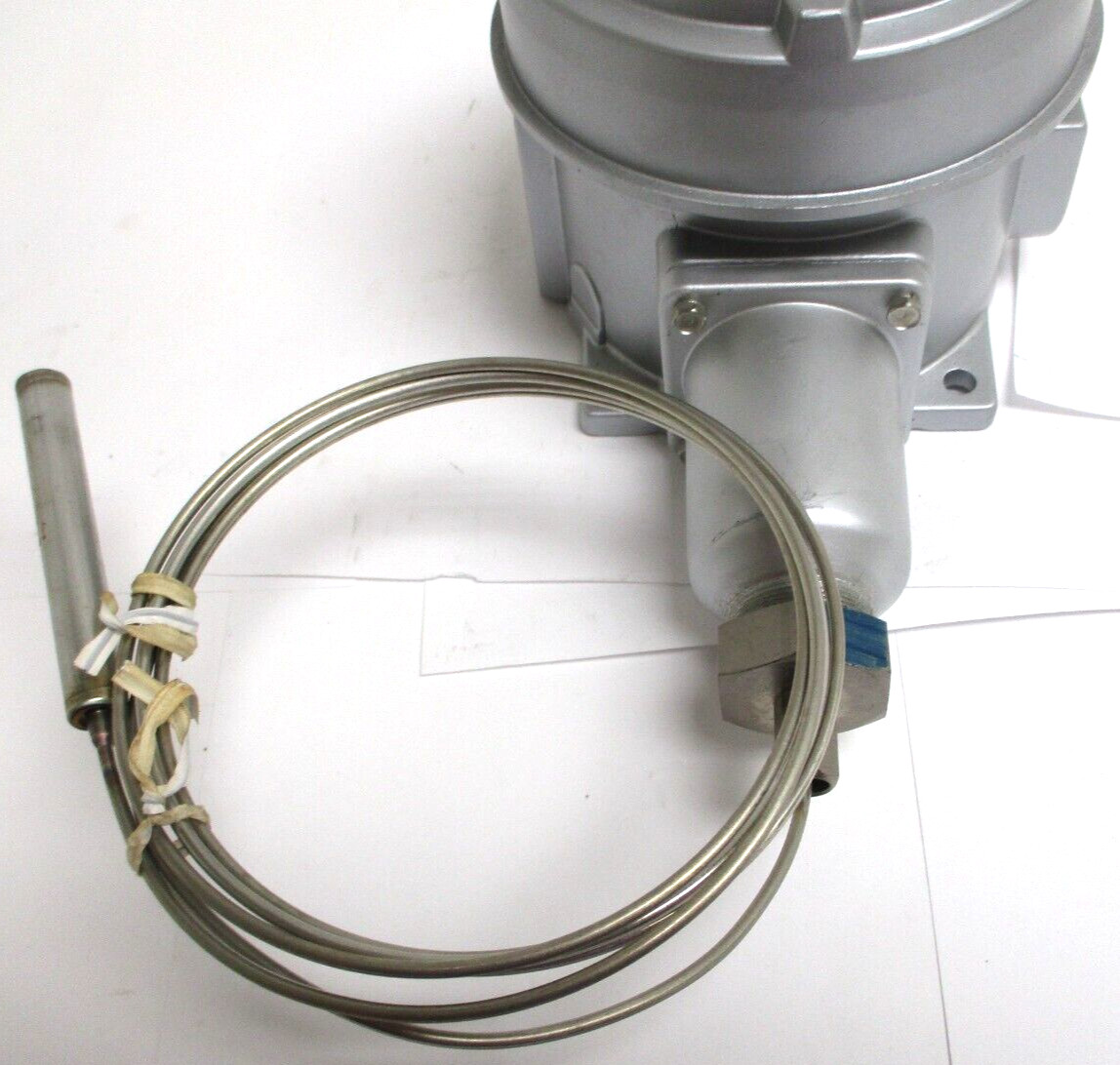 UNITED ELECTRIC CONTROL, F120-7BS, 15A 480 VAC, RANGE 0-400 F, (SILVER), SURPLUS