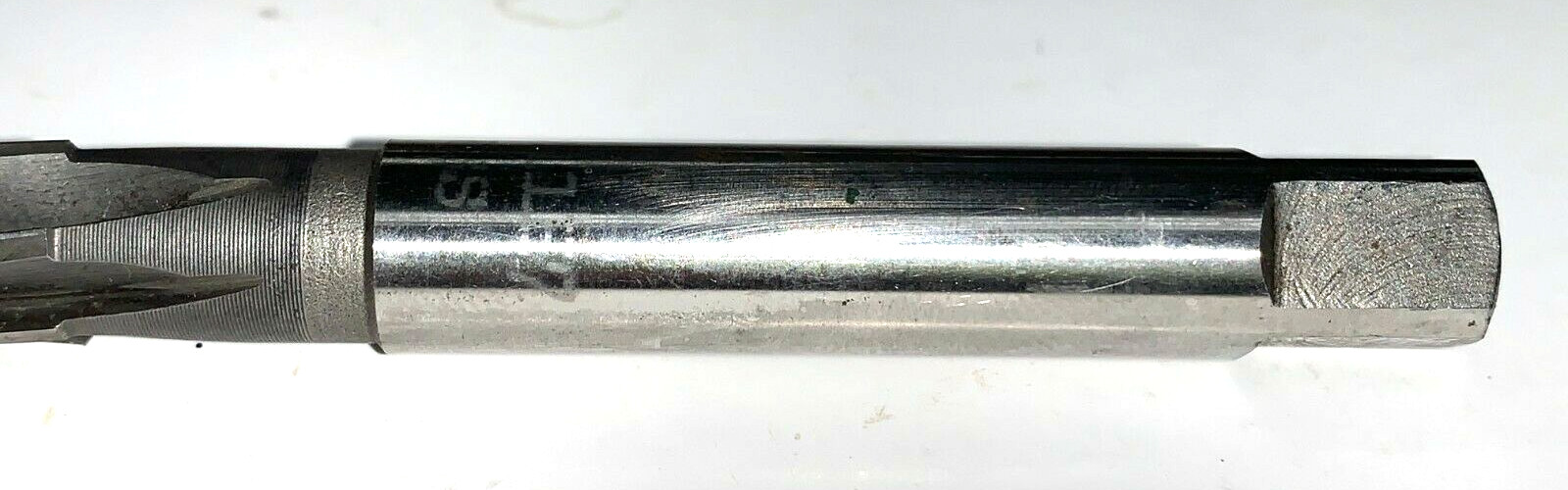 FENES REAMER 0641-415-210-110 DIN206-B 11H7 8 BLADE 11MM CUT 71MM LOC 142MM OAL