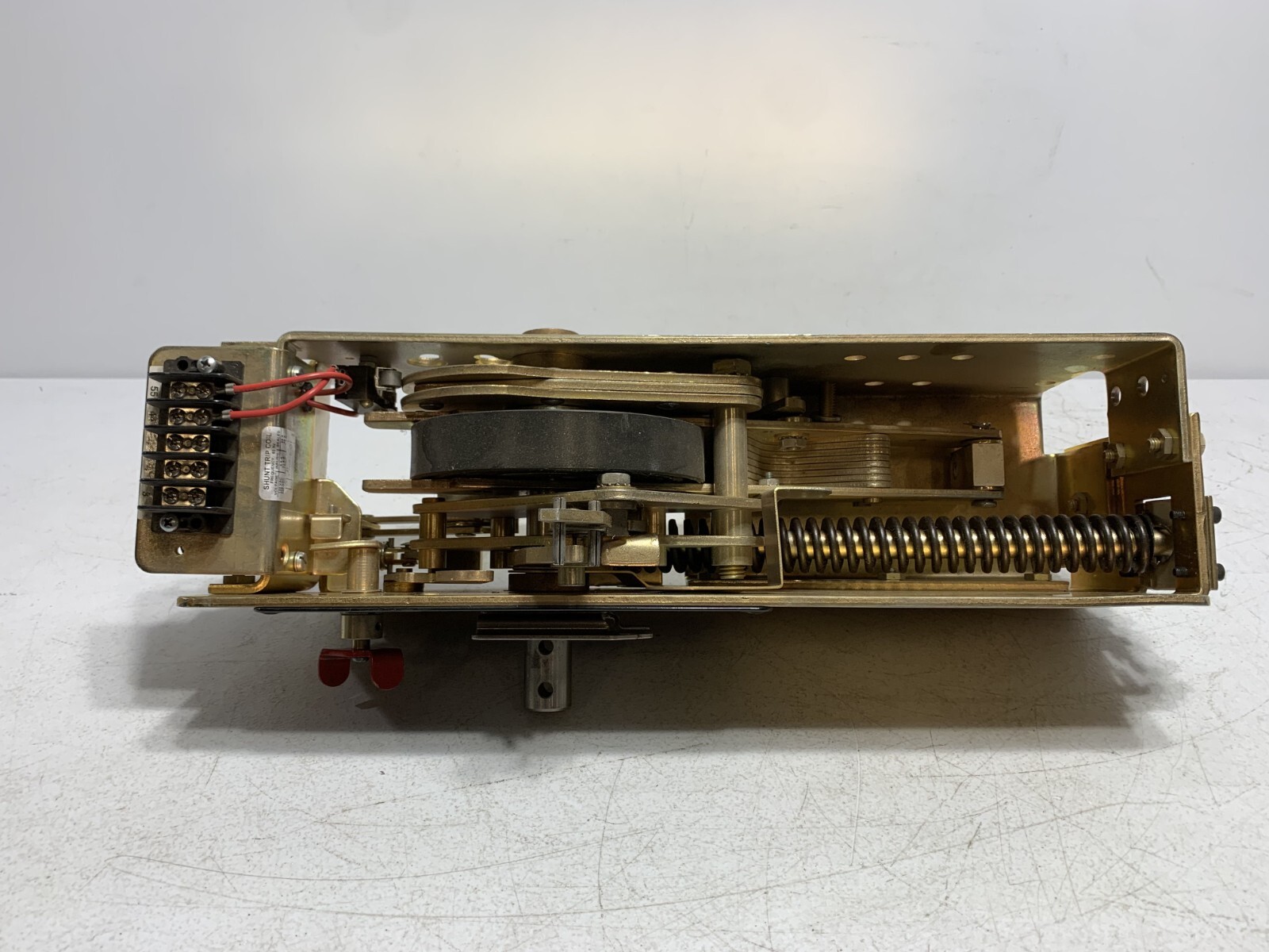 Shunt Trip Operator for 15kV 1600A Switchgear w/ Manual Lever & Coil