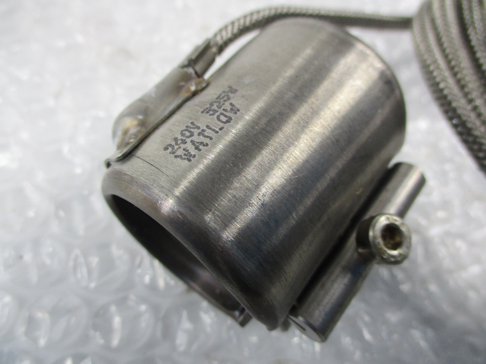 INDUSTRIAL SPARE 81-10-F/9 1005 HEATER BAND 240V NSNP