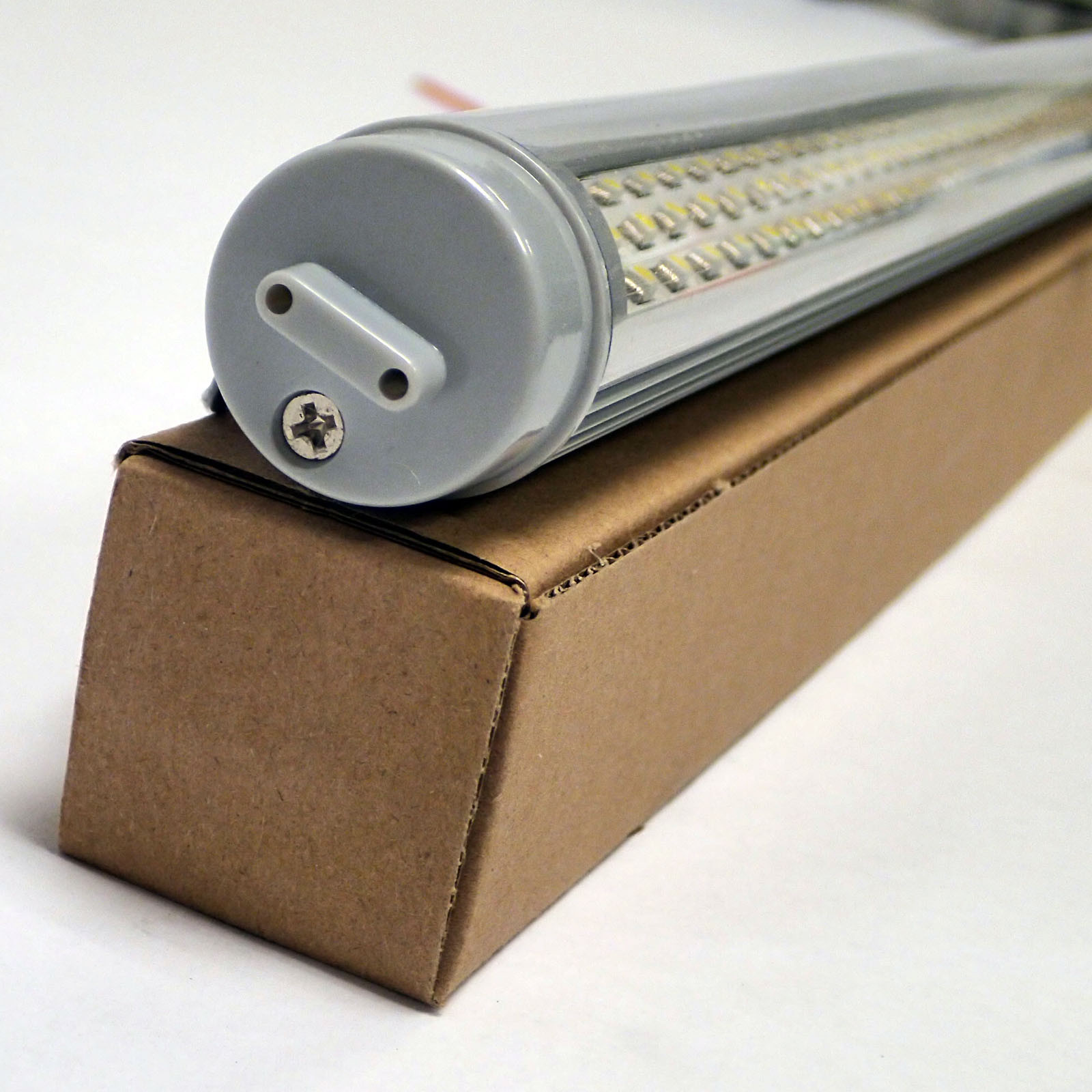 24 PCS 24″ NIB LED TUBES T8 4100-4400K 24 Vdc OFF-GRID SOLAR WIND GENERATION PV