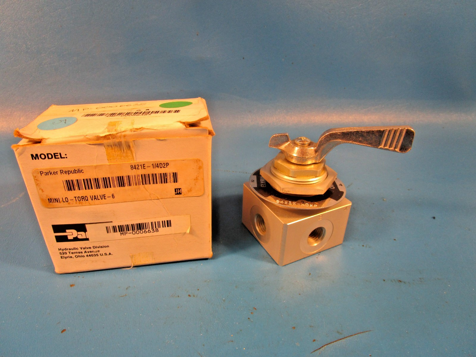 Parker 8421E-1/4D2P, MINI LO-TORQ VALVE-6, Directional Control Valve
