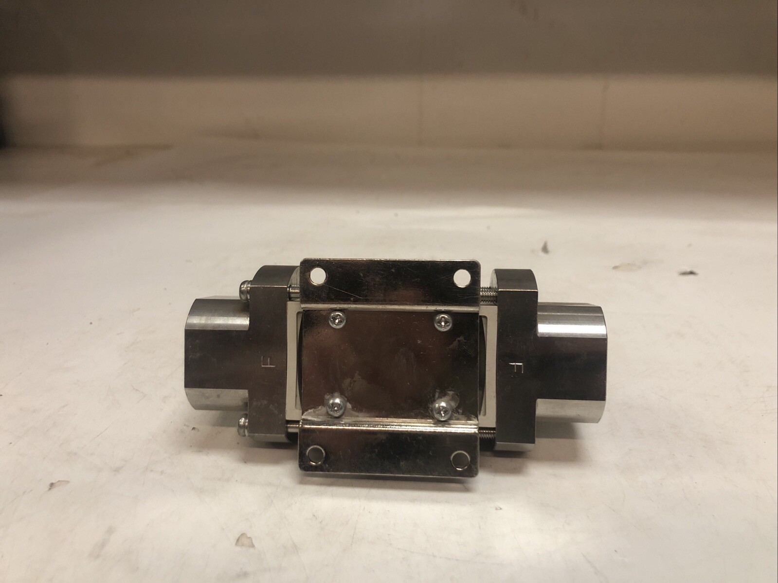 1 Used SMC PD2W540-F06-1 Flow Switch For Water, Flowrate 5-40L/min
