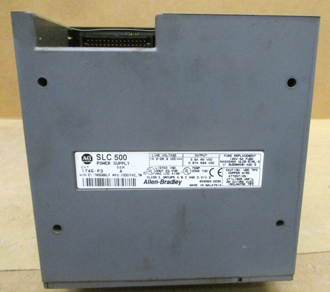 Allen-Bradley SLC 500 1746-P3 SLC 5/04 CPU 1747-L542 1747-DCM 1747-SDN 48695GN