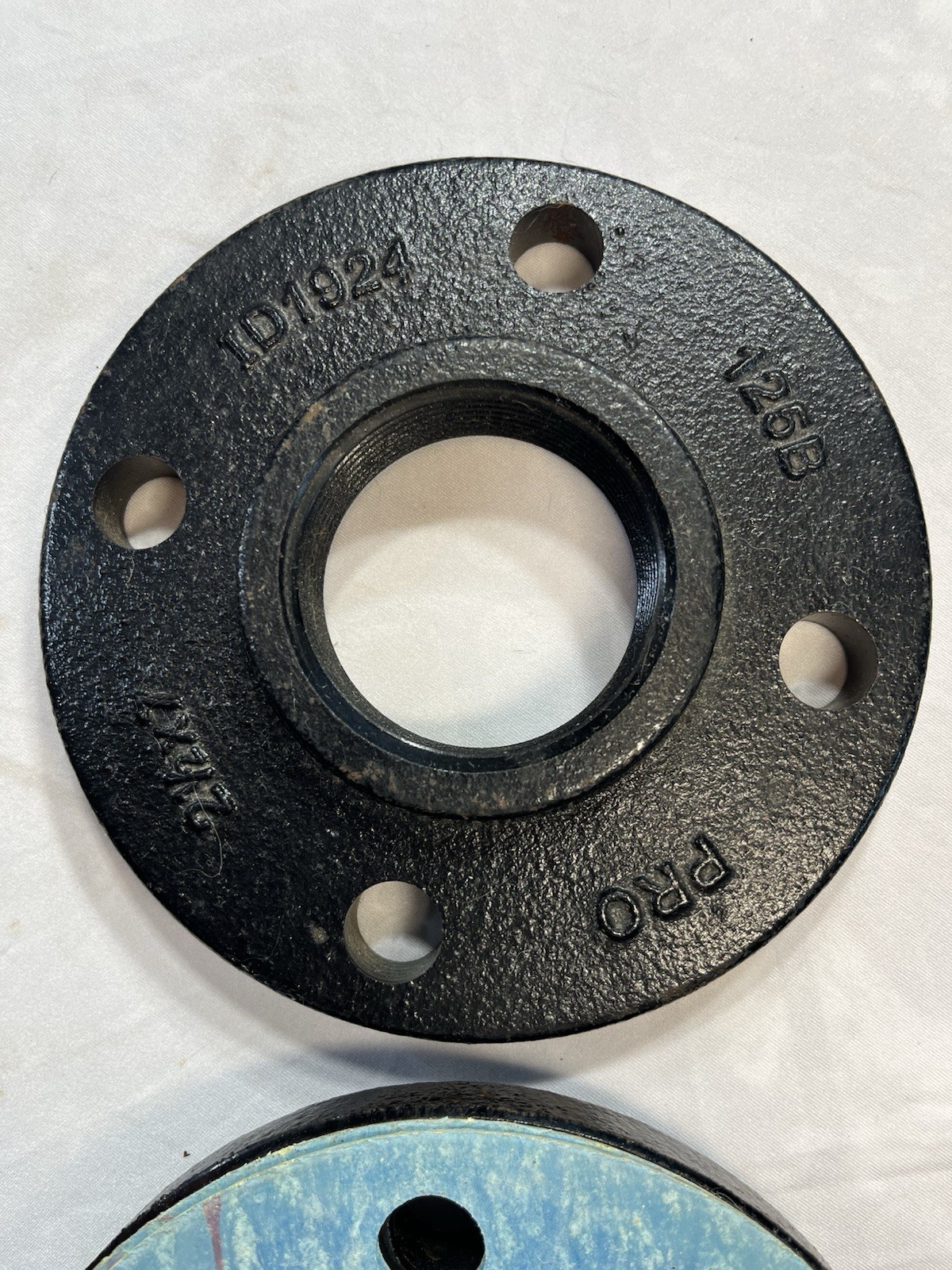 (2) – PRO Pipe Flanges 2-1/2″ X 7″ with Gaskets – 125B, ID1924