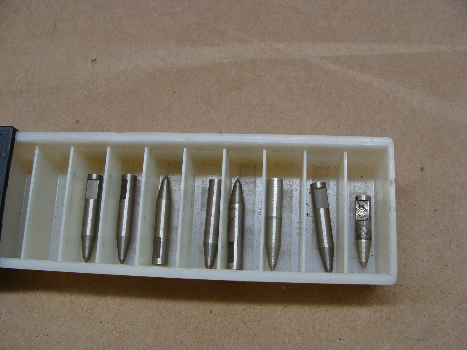 BOX OF 8 KENNAMETAL VALVE TRIM TIPS MAT: 1618374 SAP: 100773084 GRADE: K701