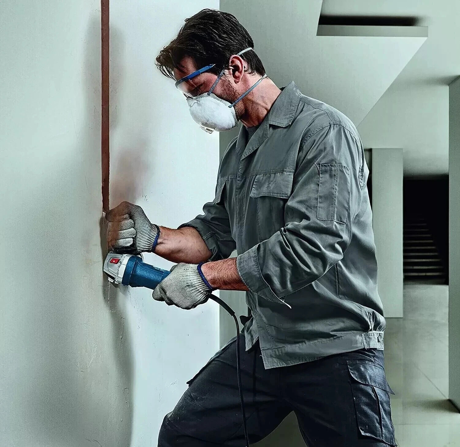 Bosch 100mm 750W Angle Grinder GWS 750-100, 220 Volt , Free shipping