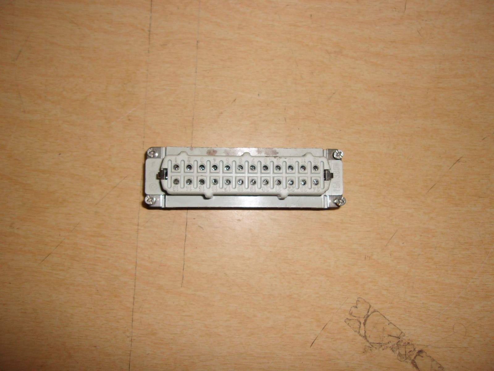 T & B Certified 57696 DD2 2U Connector Thomas & Betts *FREE SHIPPING*