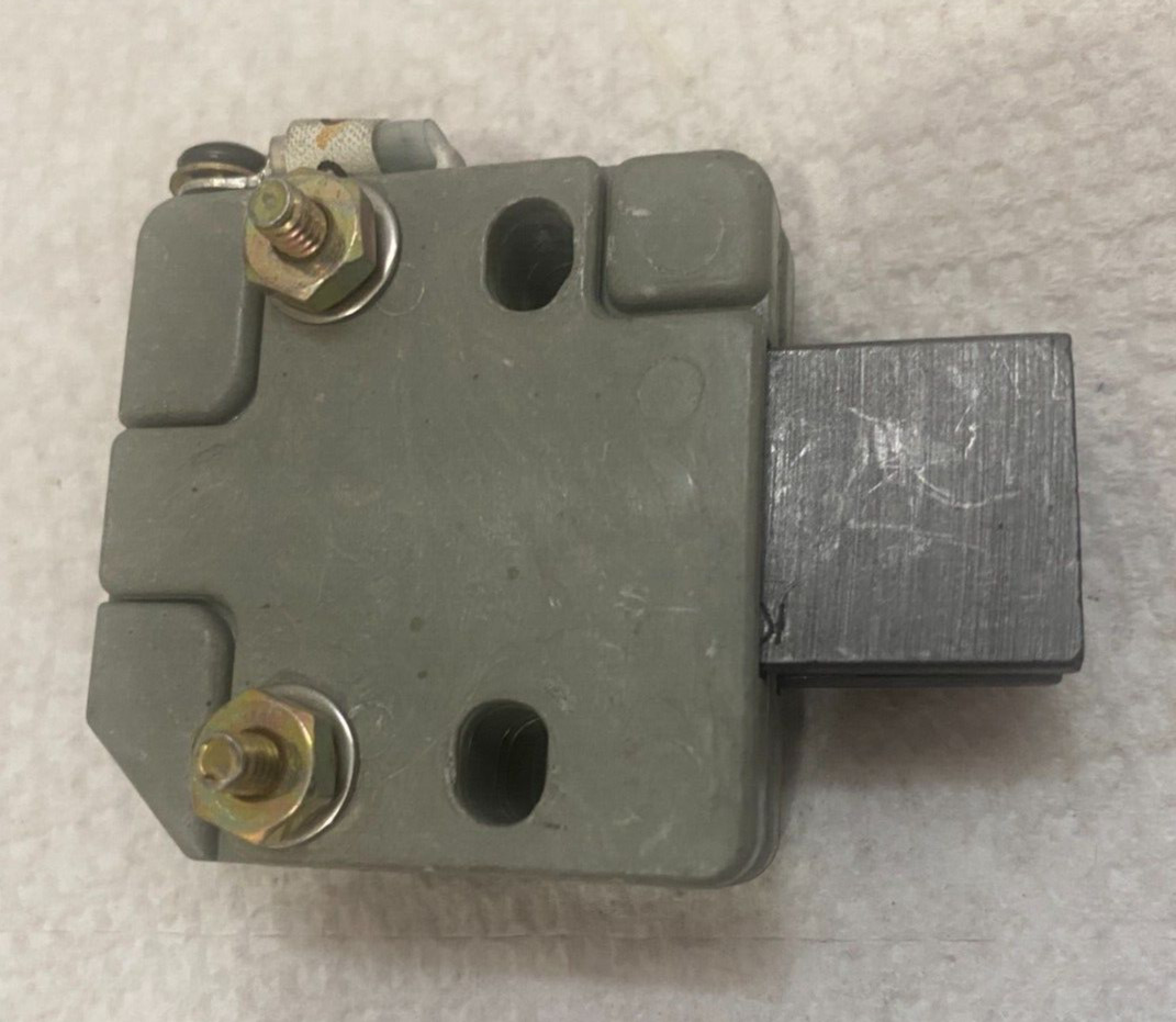 Goodrich Corp. 3E2090-1 Brush assembly