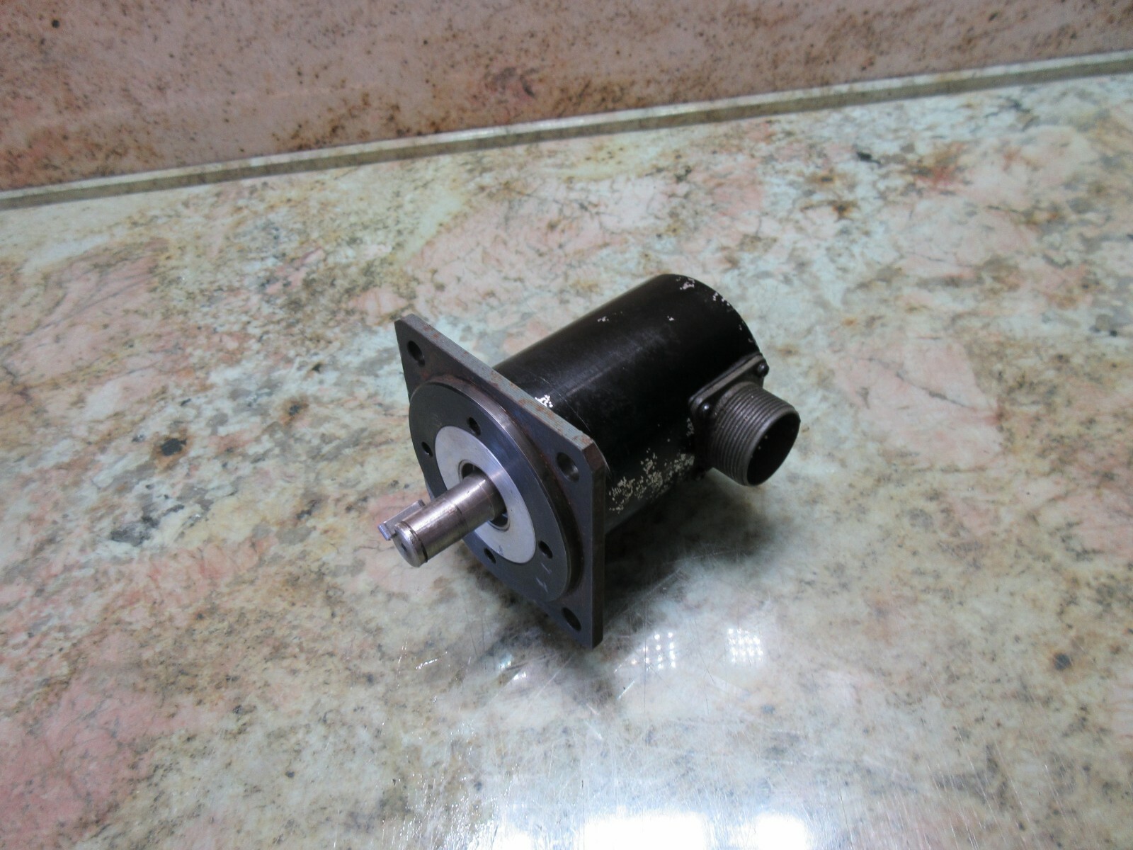 HITACHI SEIKI HC400-40 KURODA SPINDLE ENCODER 2KG THRUST 3KG RADIAL