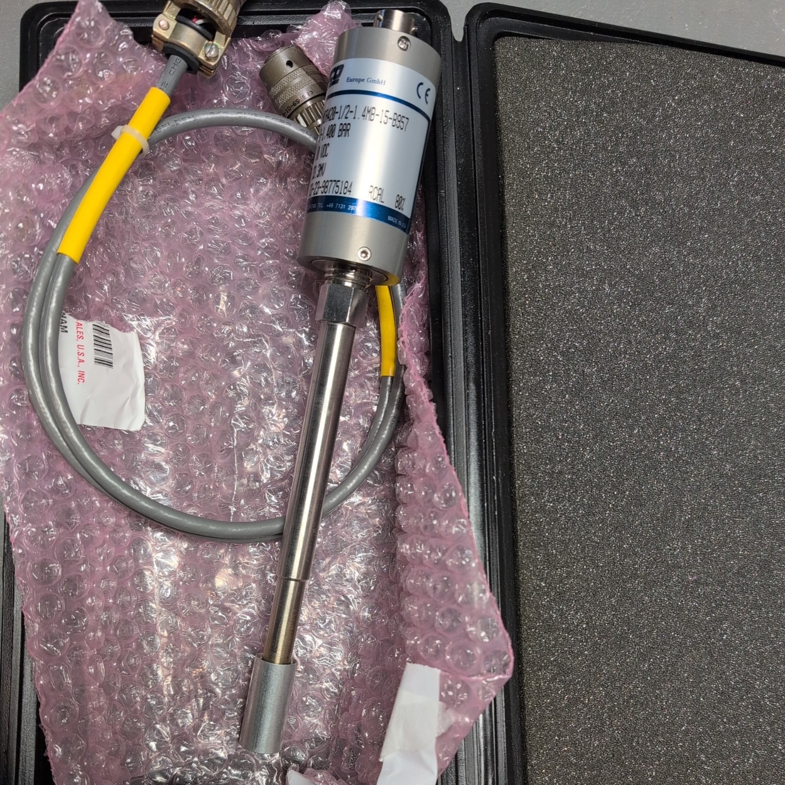Dynisco pressure transducer MDA420-1/2-1 4MB-15-B957 Range 0-1400 bar 10VDC