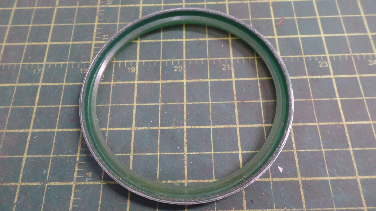 GENUINE TROJAN O&K 10211438600 WIPER ROD SEAL ASSEMBLY, NIB, N.O.S