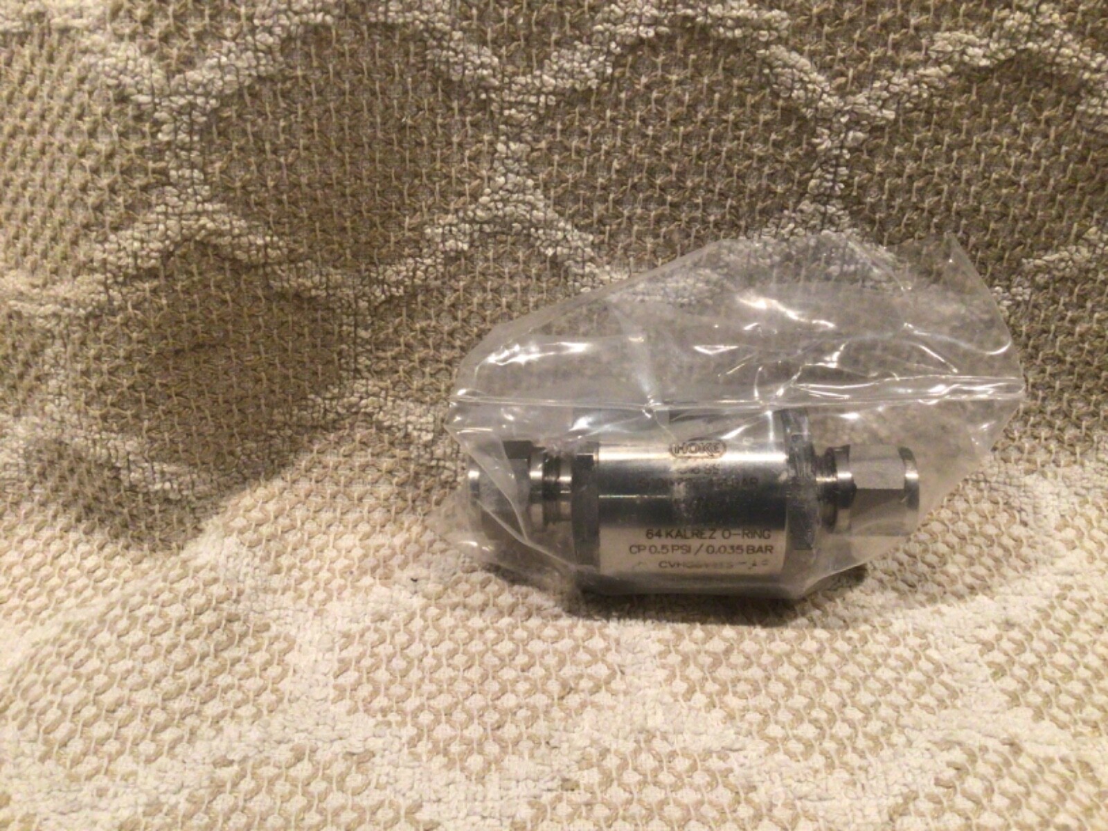 Hoke check valve CVHG6YS-.15 316 SS Kalrez o-ring 3/8” Gyrolok fittings