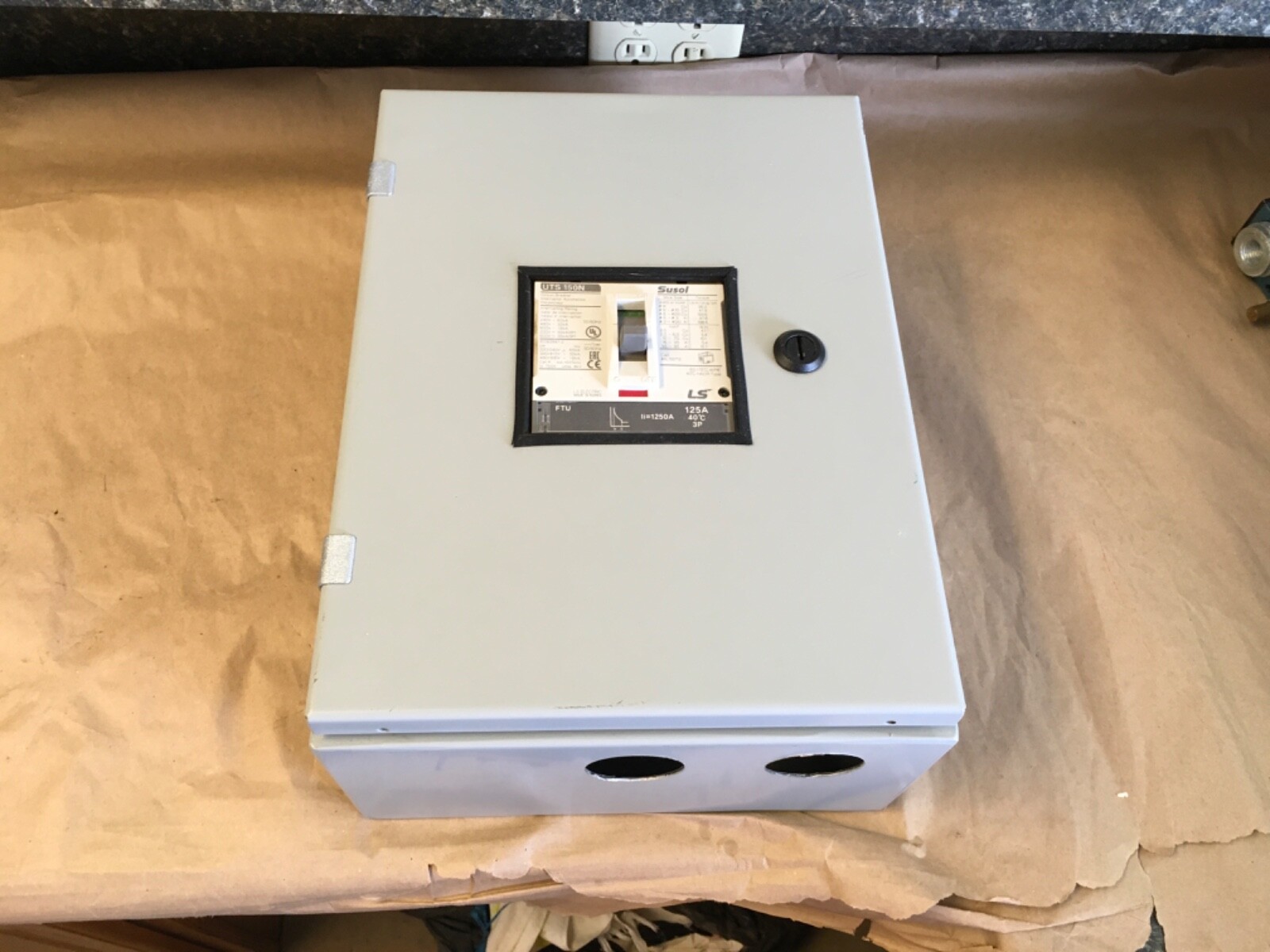 SCE 5193216 Industrial Control panel Enclosure w/Susol UTS 150N Circuit Breaker