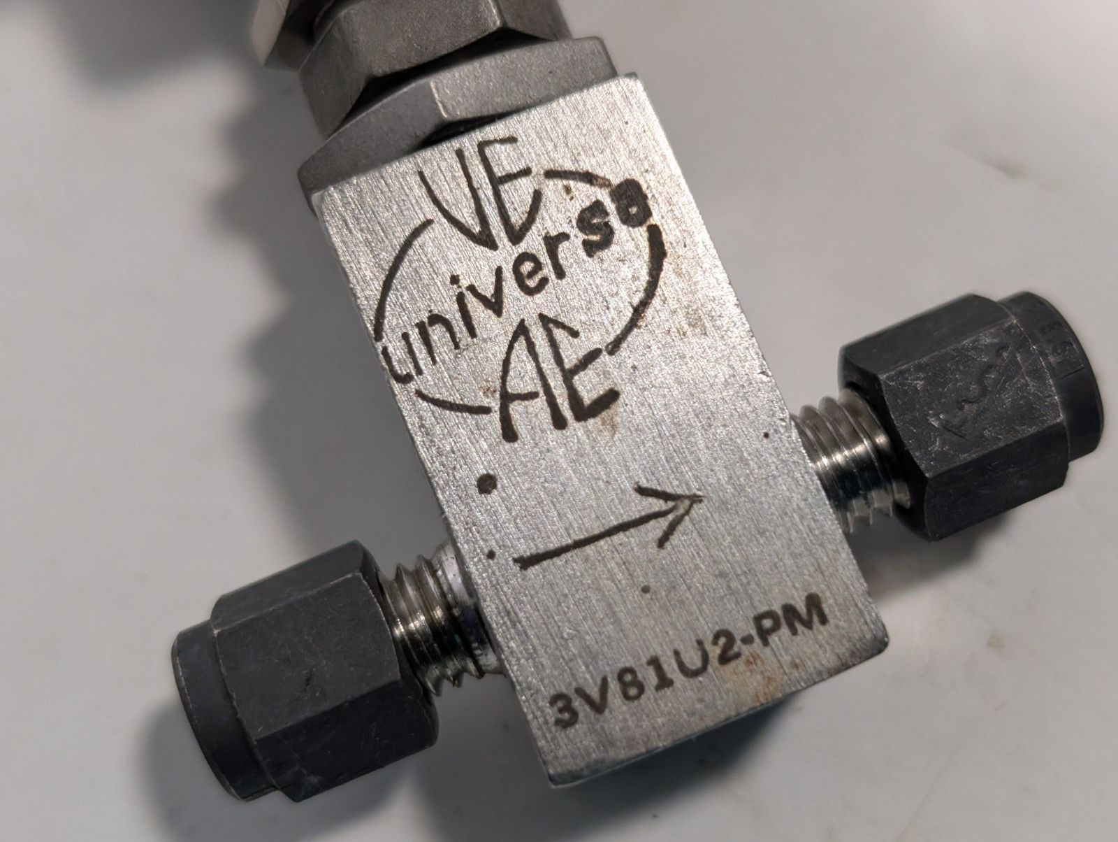Lot of 11: Asstd Stop Valves, Autoclave Engineers (AE), SAGInoMiya, Keeney, More
