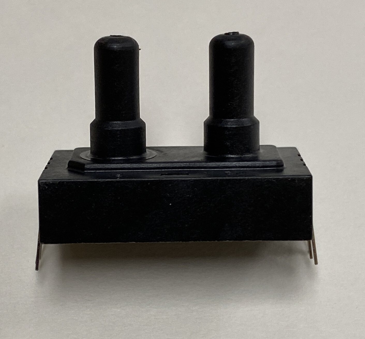 HONEYWELL 185PC30DT Pressure Sensor 1V to 6V 0psi to 30psi Differential 6-Pin
