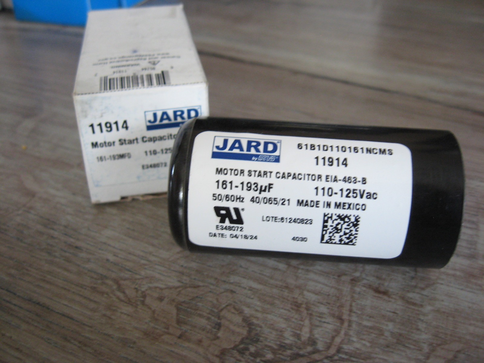 NEW Jard 11914 Round Run Capacitor 161-193 MFD 120V 60Hz